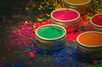 五颜六色的印度染料